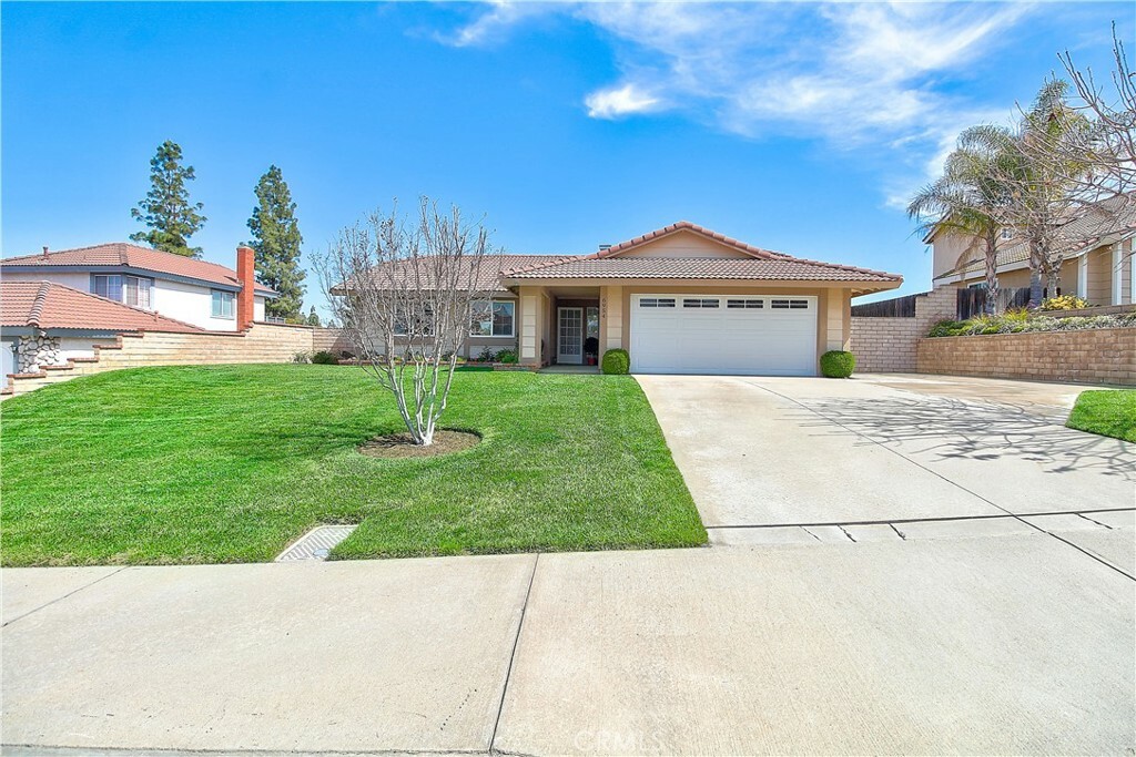 Property Photo: 6954 Southridge Drive CA 92506