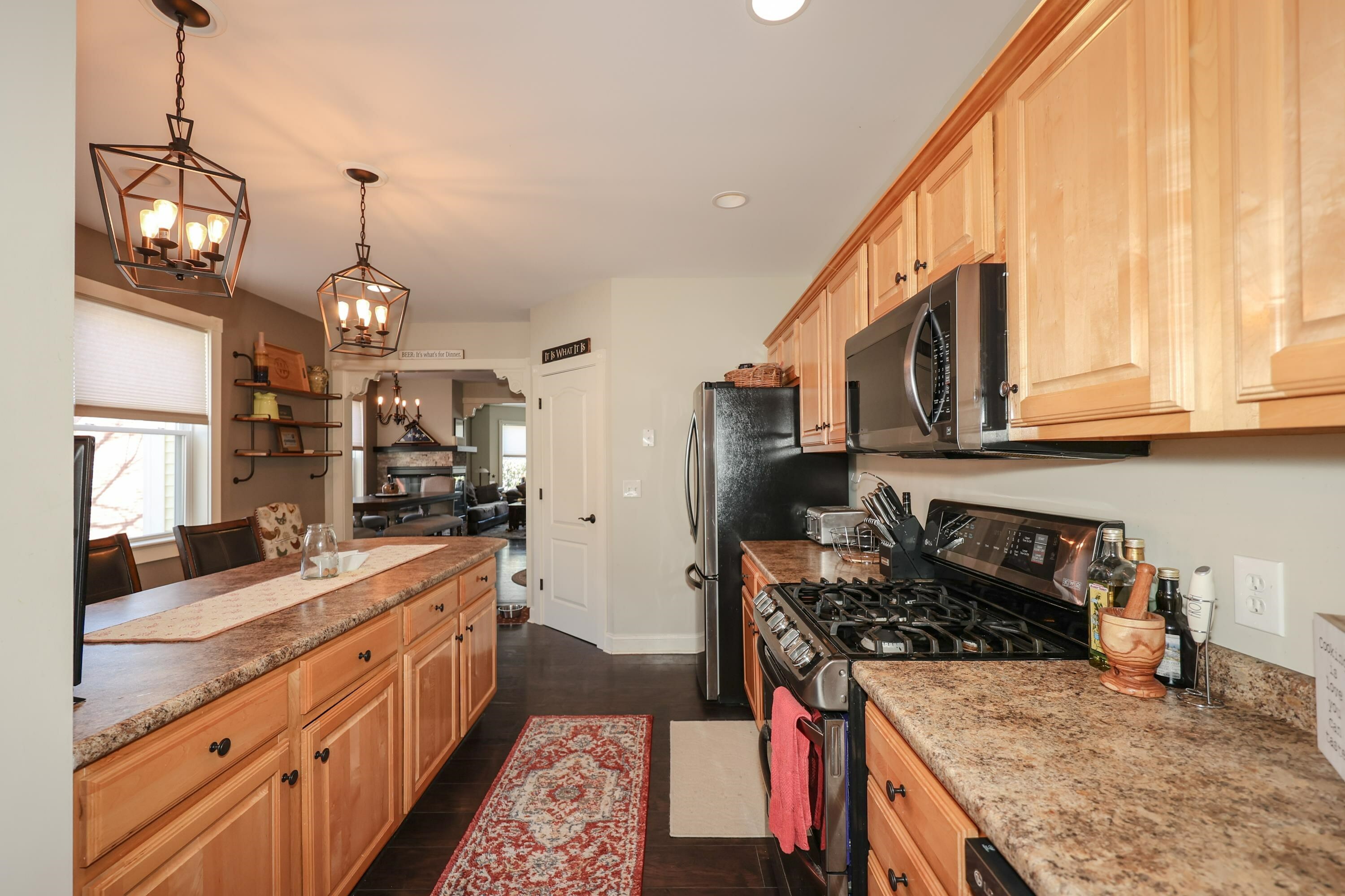 Property Photo: 6 Chandler Street Unit B NH 03064