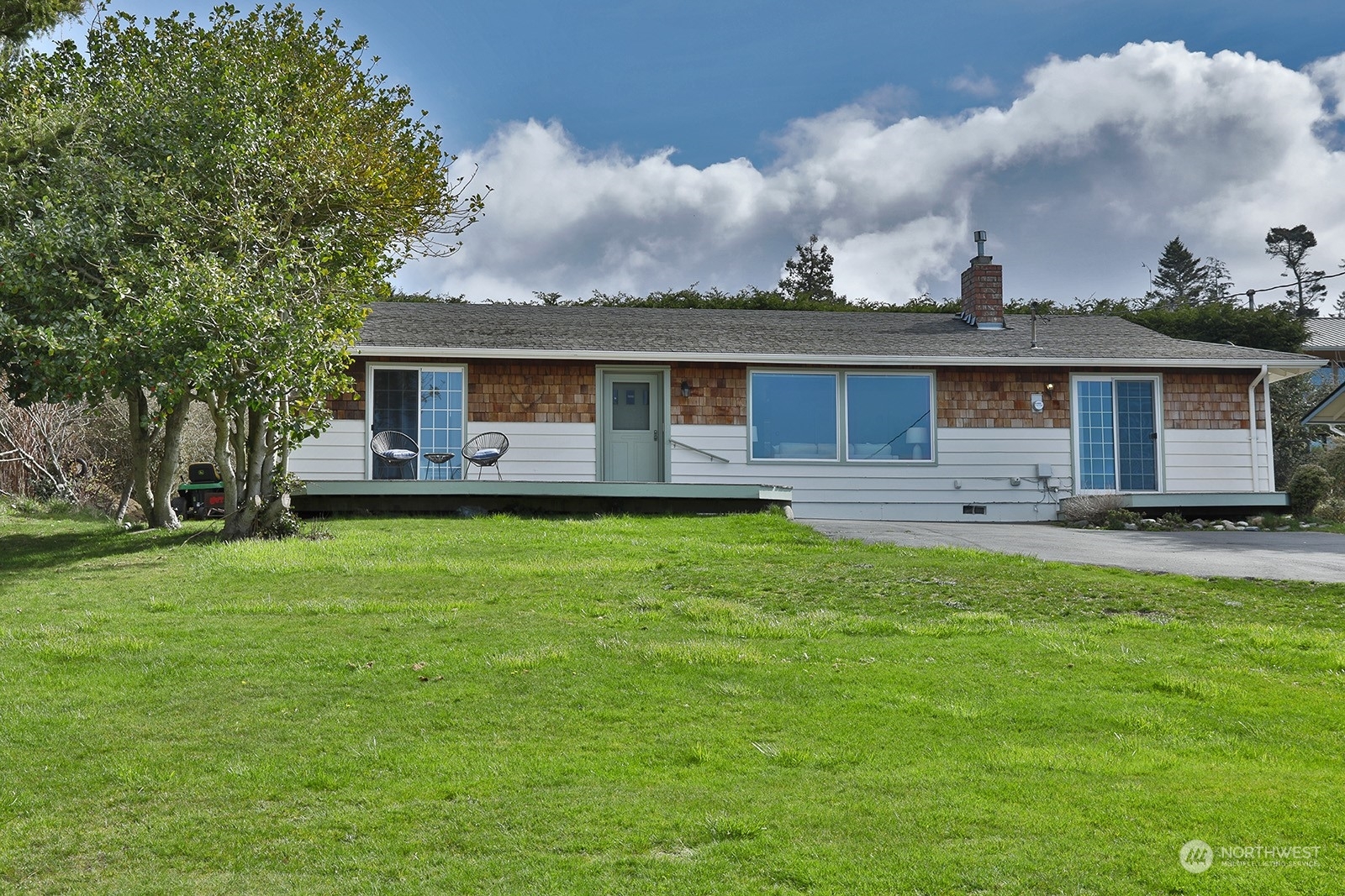 1877 Fircrest Avenue  Coupeville WA 98239 photo