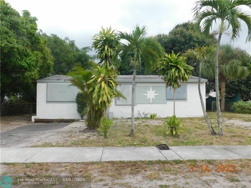 890 NW 34th Way  Lauderhill FL 33311 photo