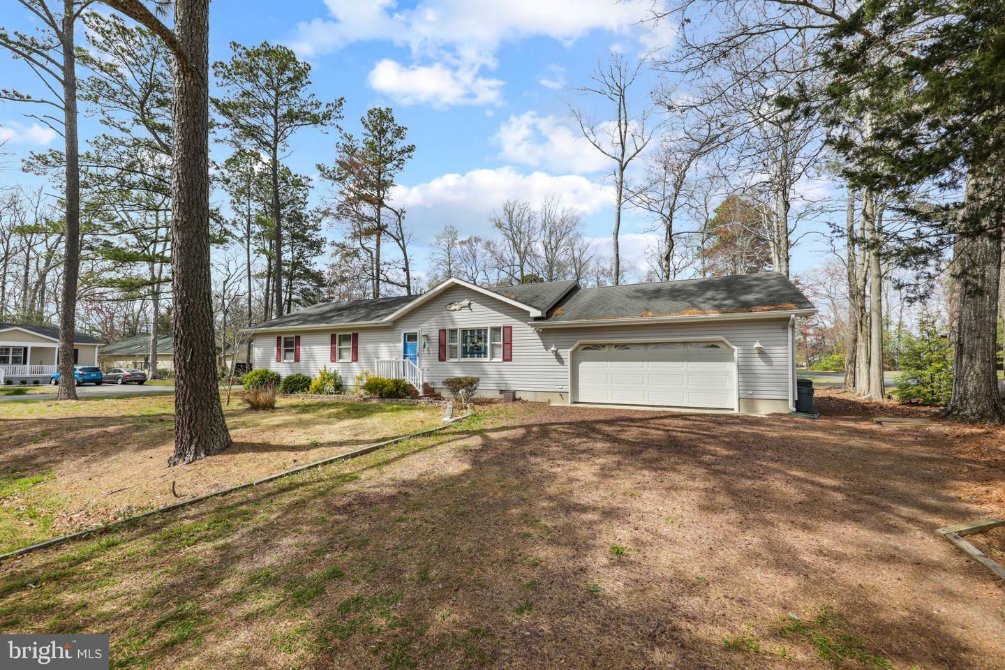 Property Photo: 2 Royal Oaks Drive MD 21811