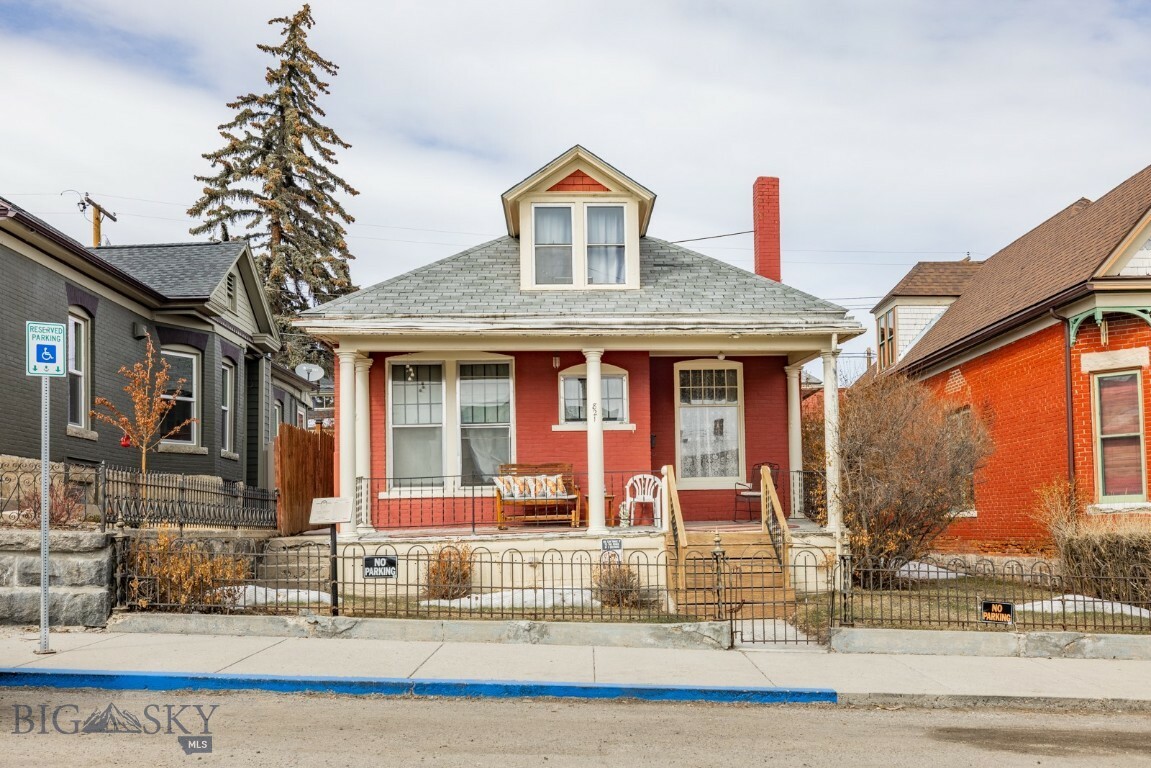 Property Photo:  821 W Granite Street  MT 59701 