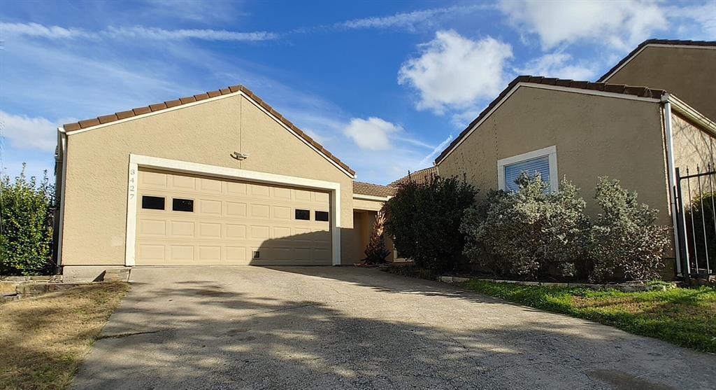Property Photo: 3427 Waterview Trail TX 75087