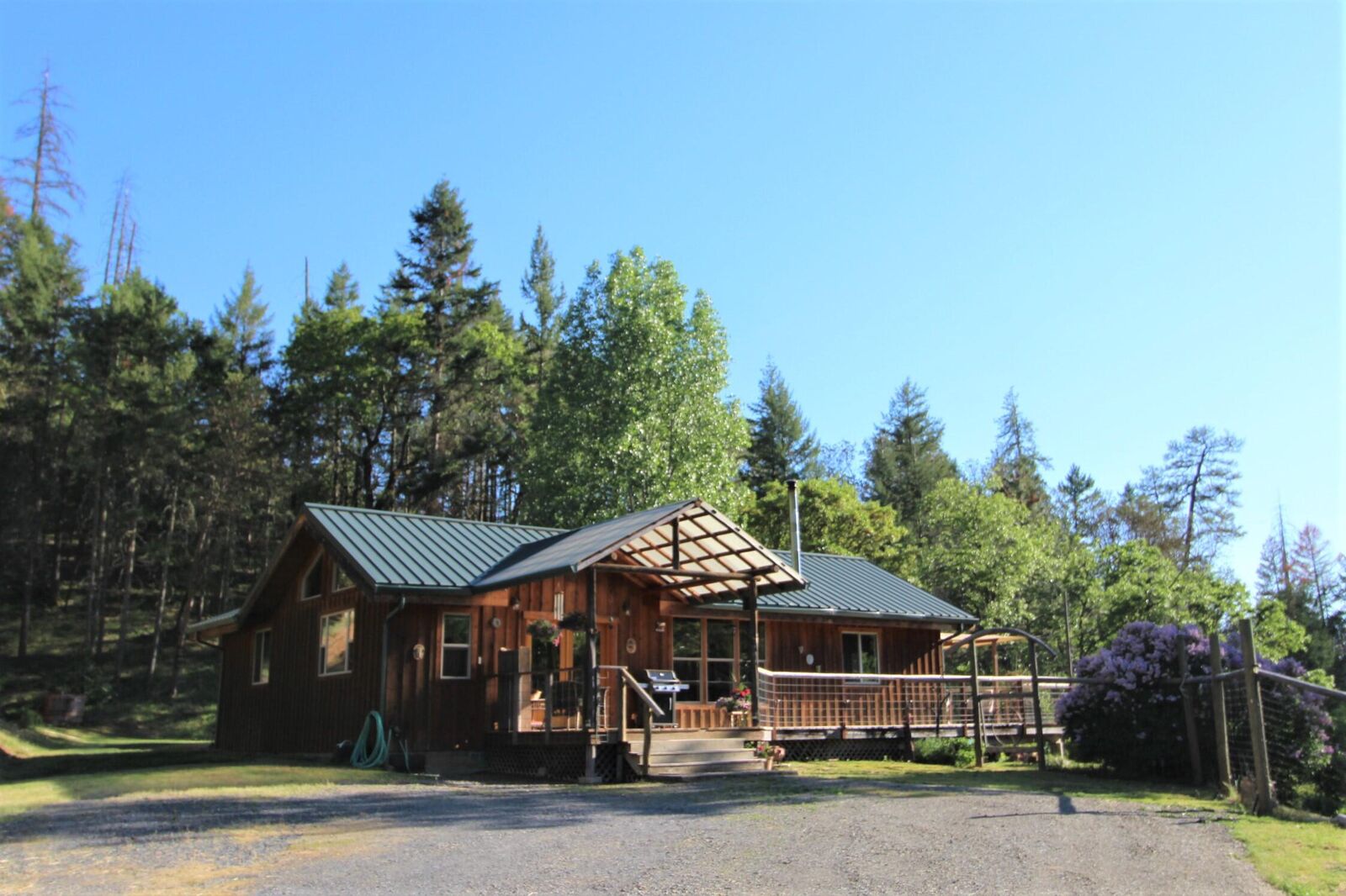 Property Photo: 1001 Spencer Gulch Road OR 97530