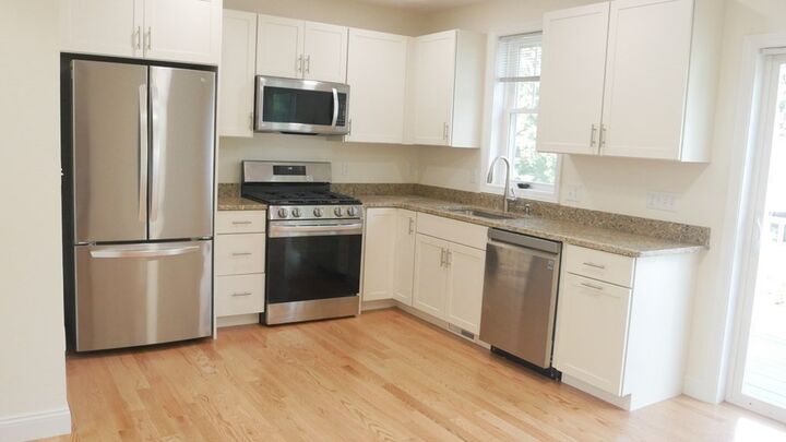 Property Photo:  7 Gorham St 13  MA 01824 