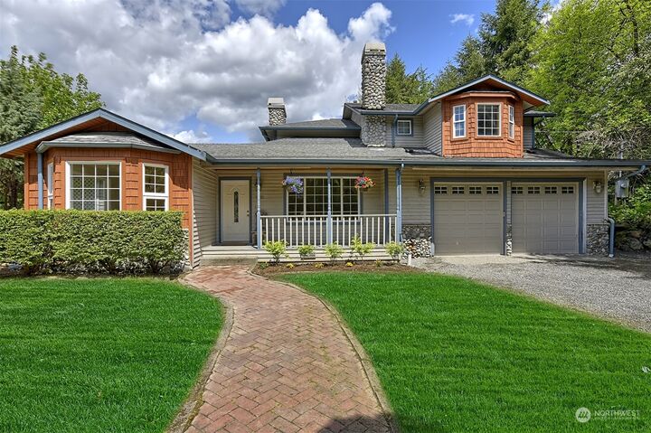 Property Photo:  12201 Avondale Road NE  WA 98052 