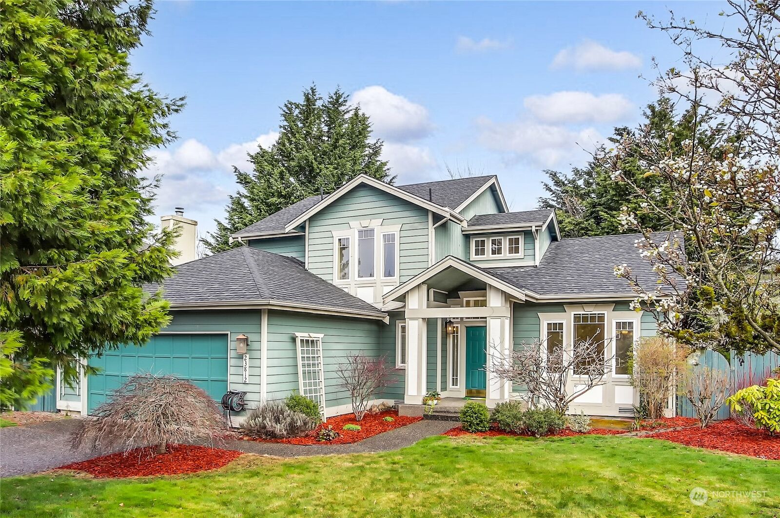 Property Photo: 23812 SE 248th Street WA 98038