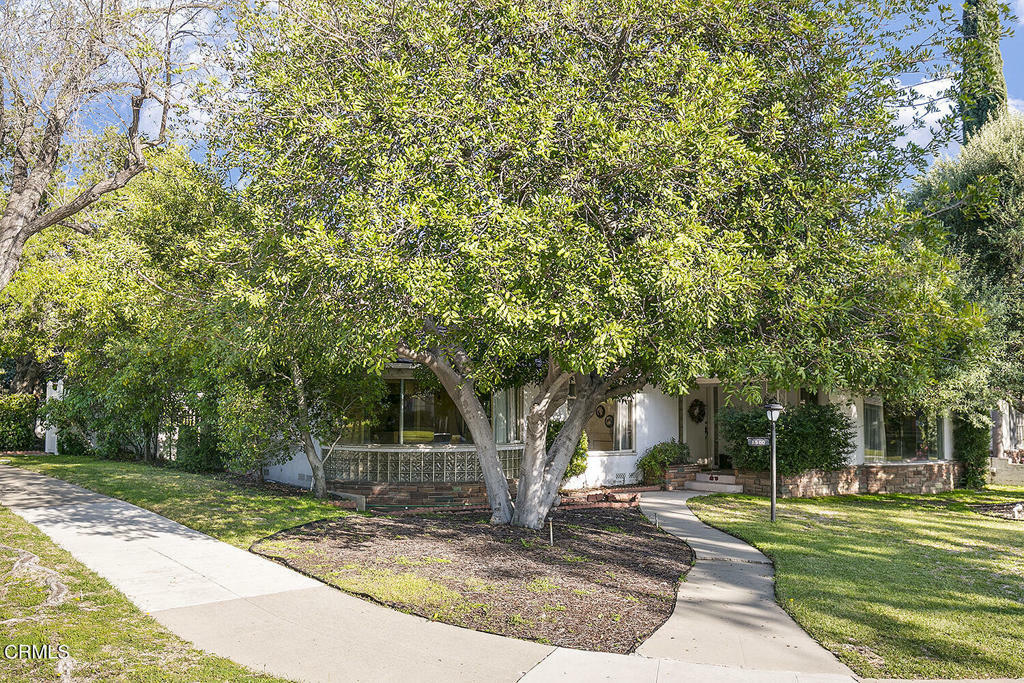 Property Photo:  1500 Vandyke Road  CA 91108 