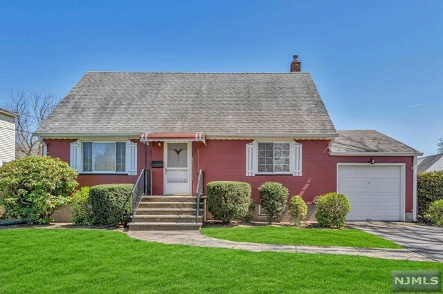 Property Photo: 959 South Princeton Street NJ 07646