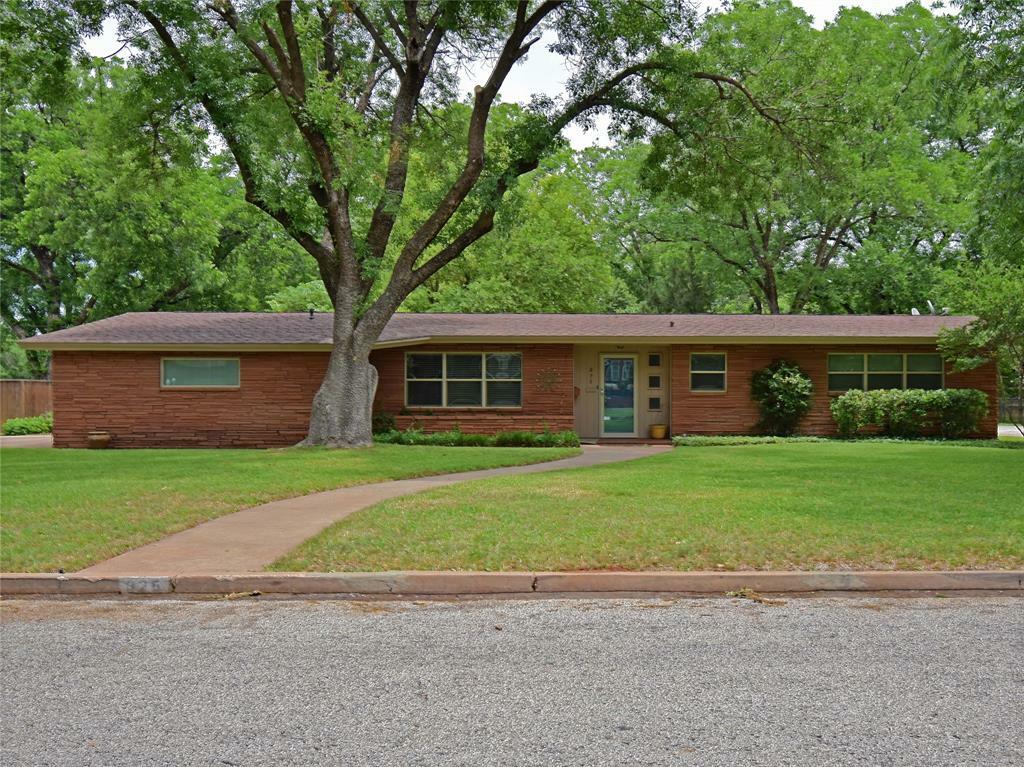 Property Photo:  825 Rivercrest Drive  TX 79605 