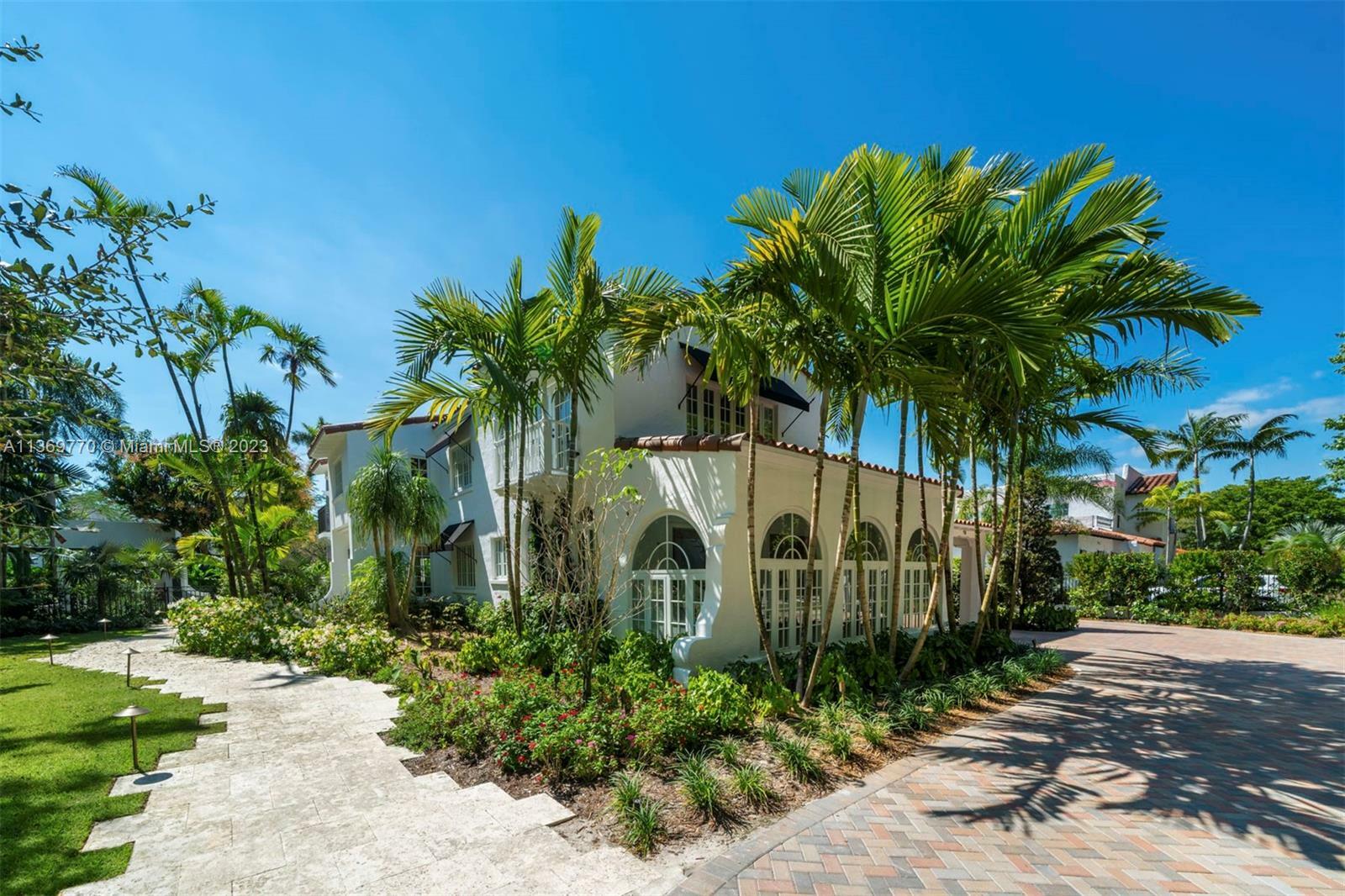 Property Photo: 716 Alhambra Cir FL 33134