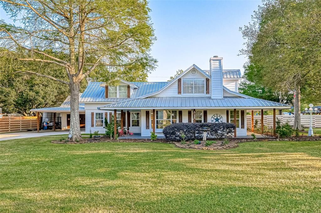 Property Photo: 6130 Sjolander Road TX 77521