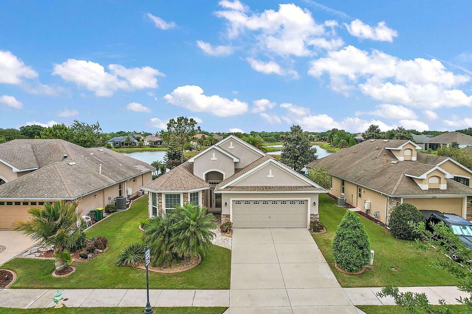 Property Photo:  2355 Wakefield Way  FL 32757 