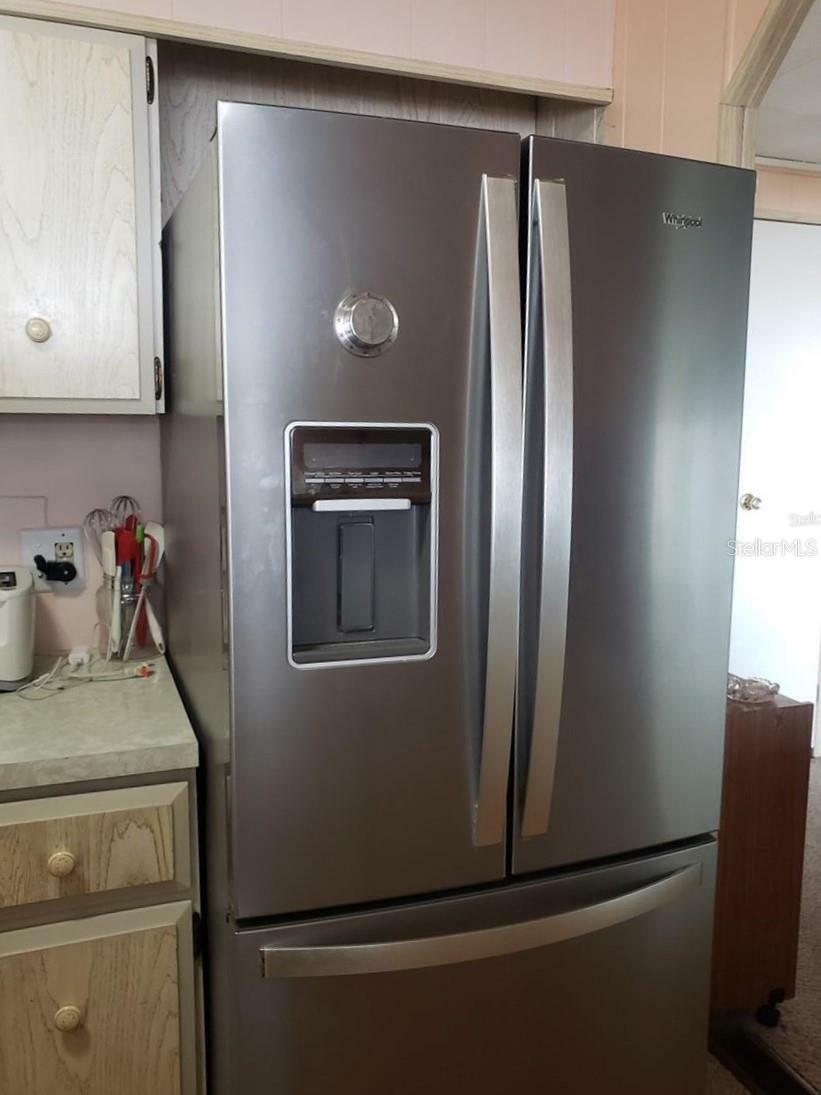 Property Photo: 222 Seagull Drive FL 34689