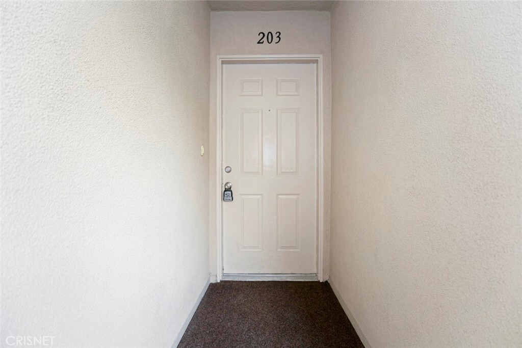 Property Photo: 6227 Morse Avenue 203 CA 91606