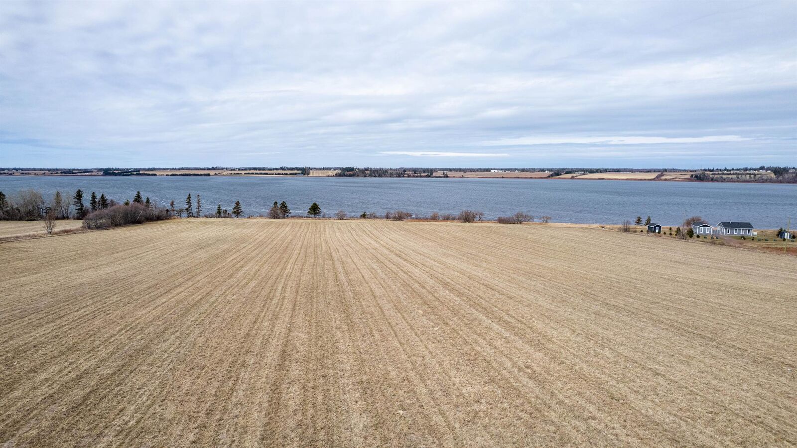 Property Photo:  18.6 Acre Lot  PE C0A 1S0 