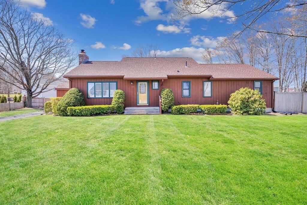 Property Photo:  585 N Westfield St  MA 01030 