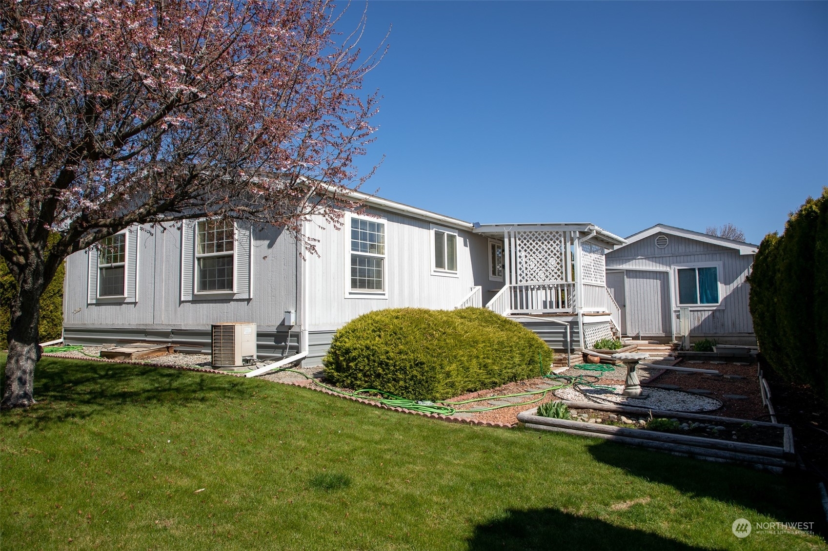 Property Photo:  2285 SW Basin Street 108  WA 98823 