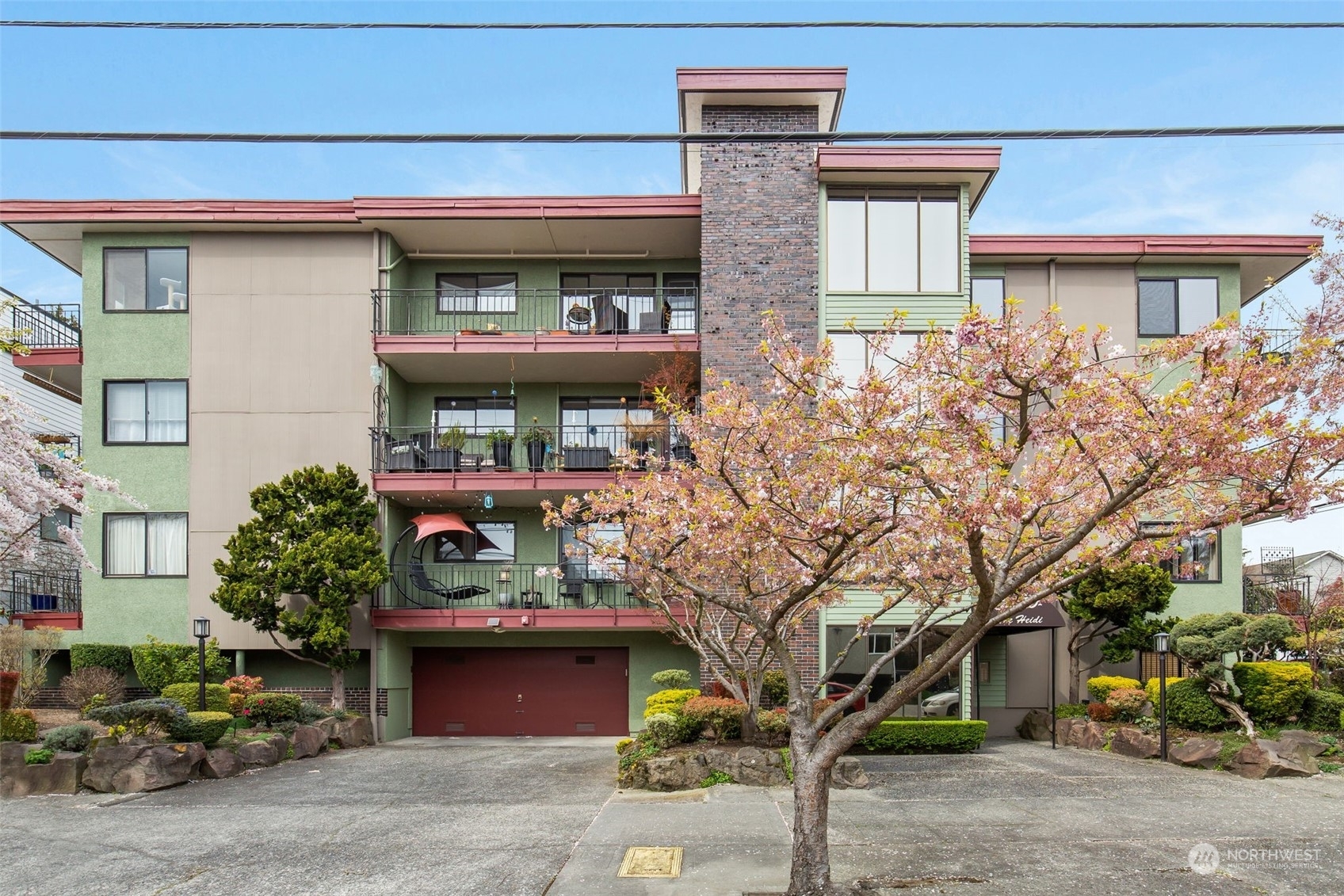 Property Photo:  2200 NW 59th Street 203  WA 98107 