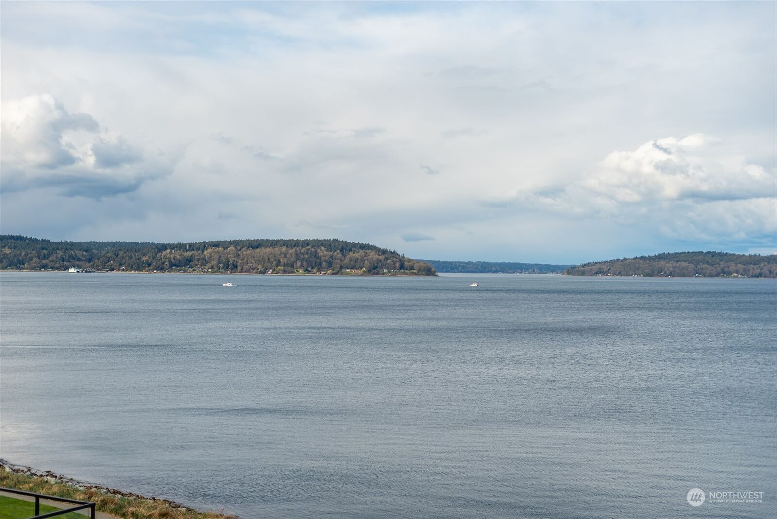 Property Photo: 4907 Main Street 606 WA 98407