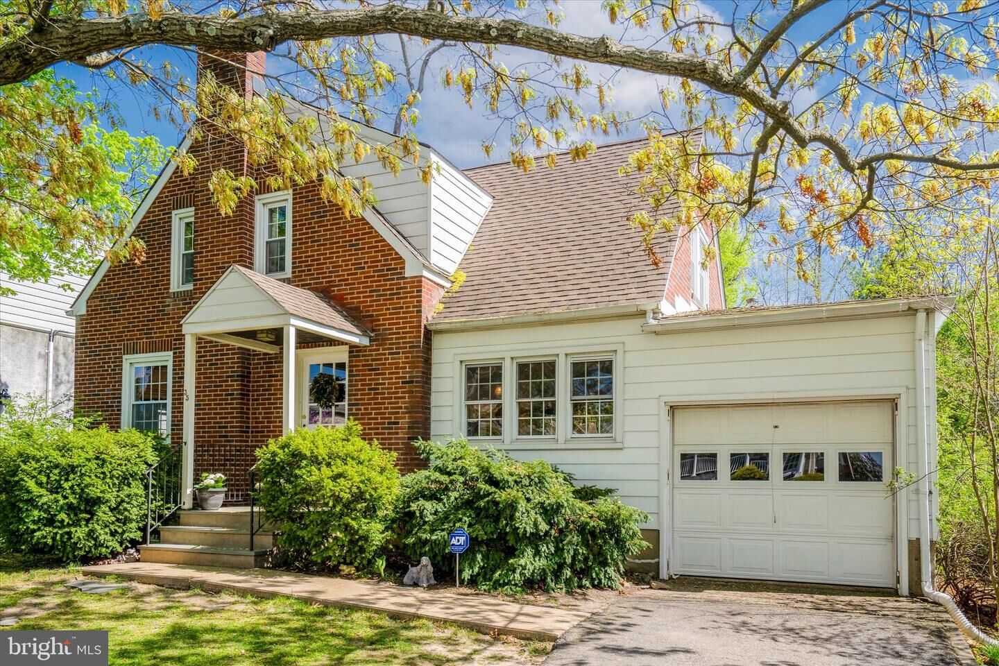 Property Photo:  35 School Street  PA 19002