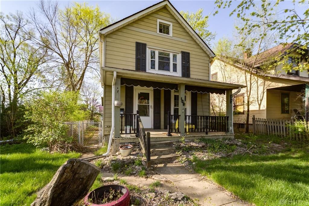 Property Photo: 128 E Hillcrest Avenue OH 45405