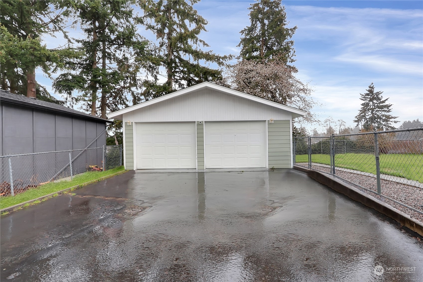 Property Photo:  14301 5th Avenue S  WA 98444 