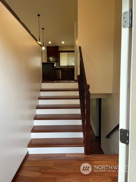 Property Photo:  517 NE 205th Street  WA 98155 