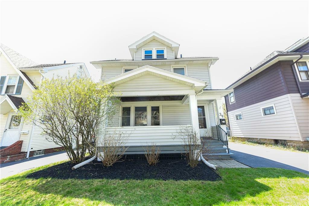 Property Photo:  39 Dalkeith Rd  NY 14609 