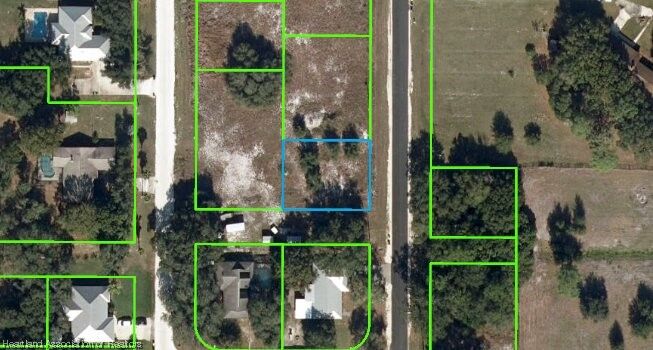 Property Photo: 3135 N Bowden Road FL 33825