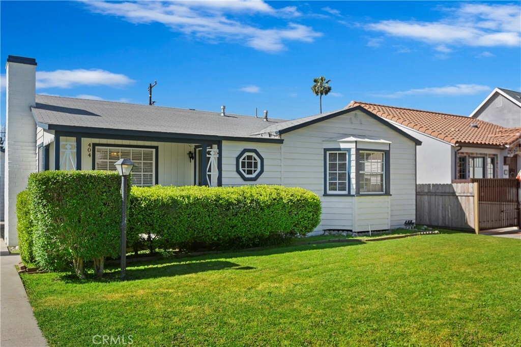 Property Photo:  404 E 4th Street  CA 91764 