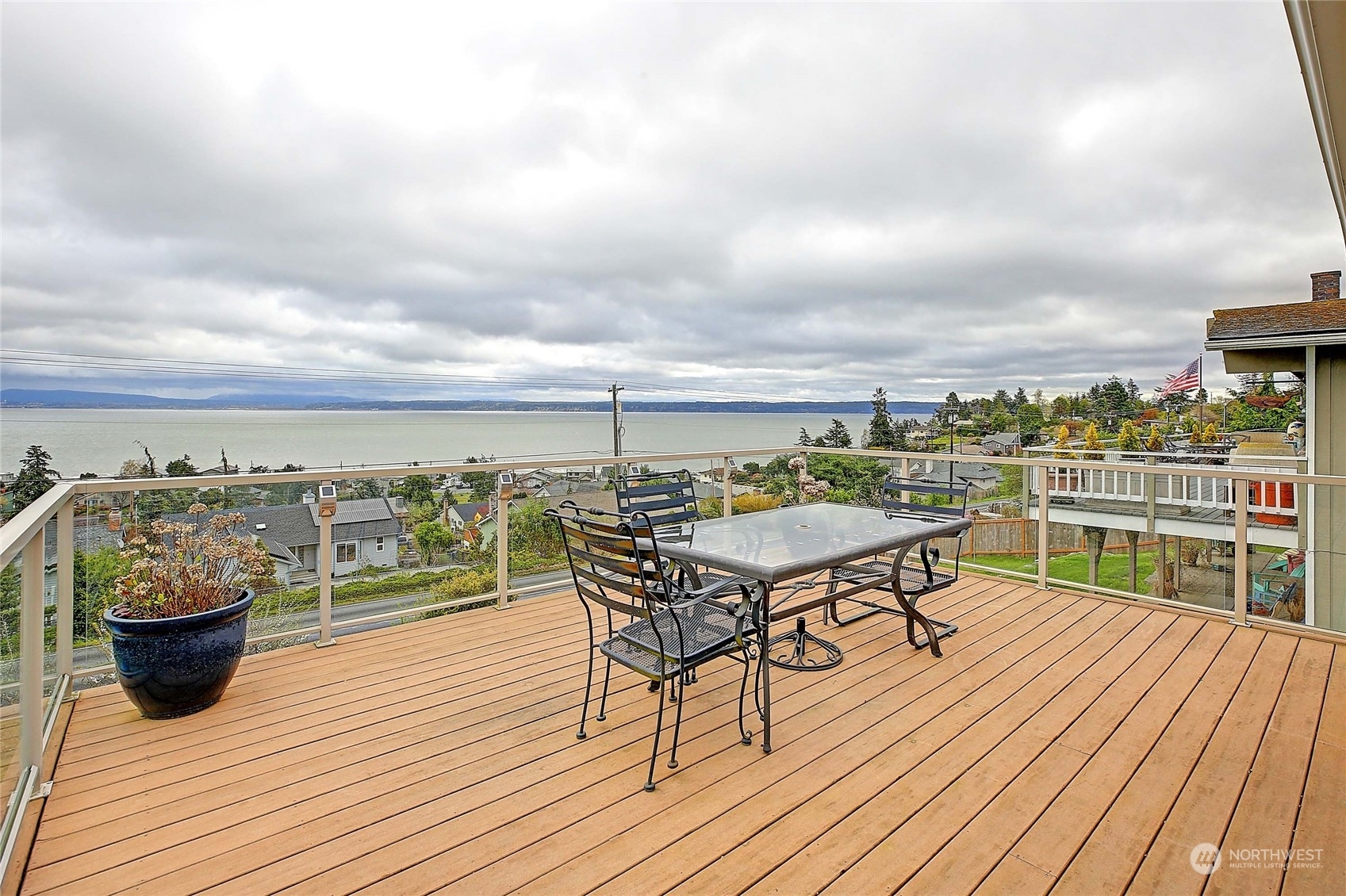 Property Photo:  1426 Fairway Drive  WA 98282 