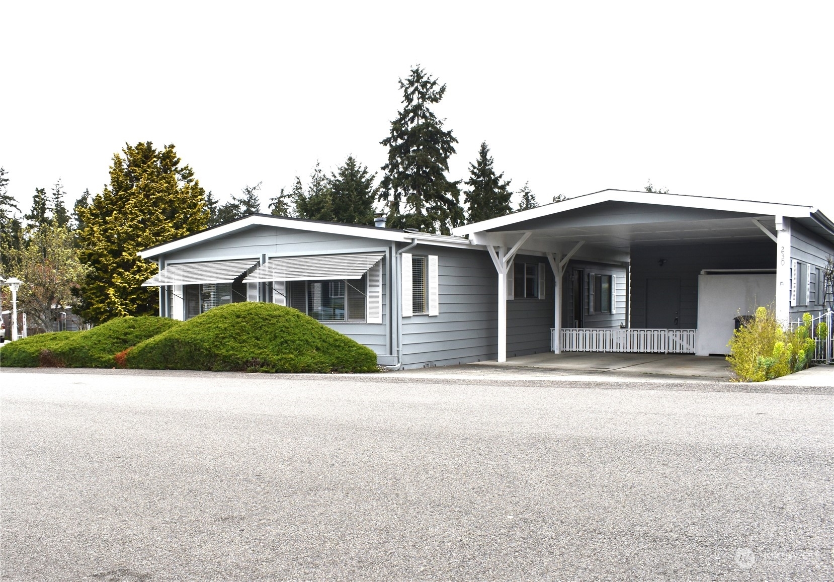 Property Photo:  2500 Alder Street 230  WA 98354 