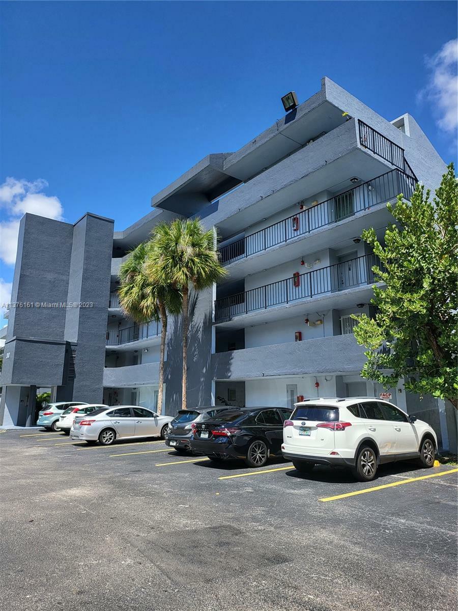 Property Photo:  310 Fontainebleau Blvd 502  FL 33172 