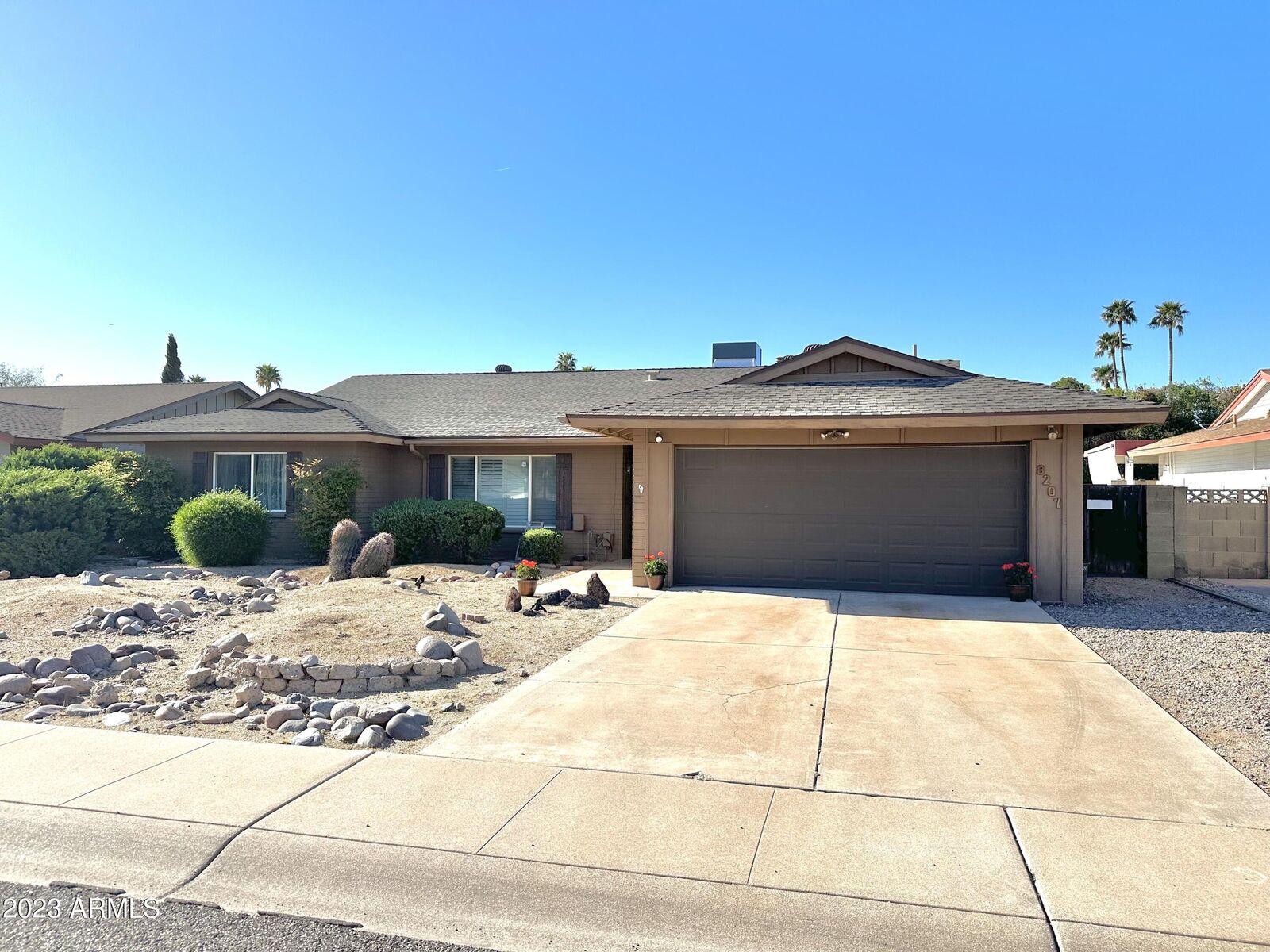 Property Photo: 8207 E Valley View Road AZ 85250