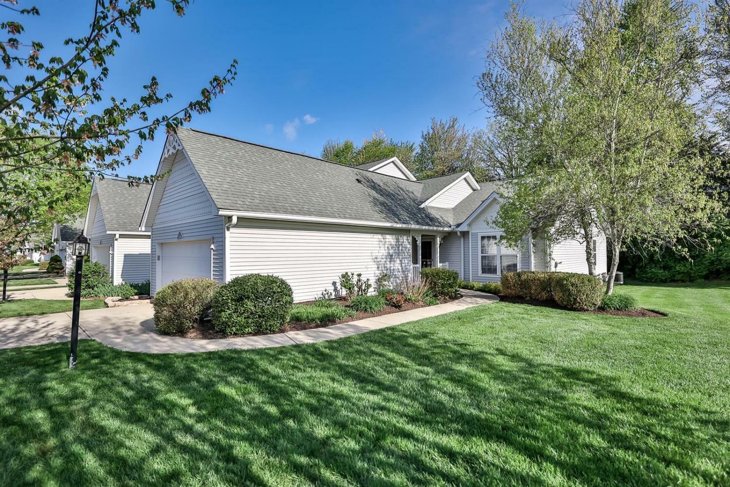 Property Photo:  7646 Lake Pointe  OH 45039 