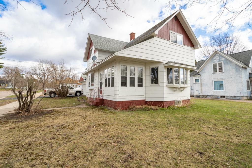 Property Photo:  501 Douglas St  WI 54452 