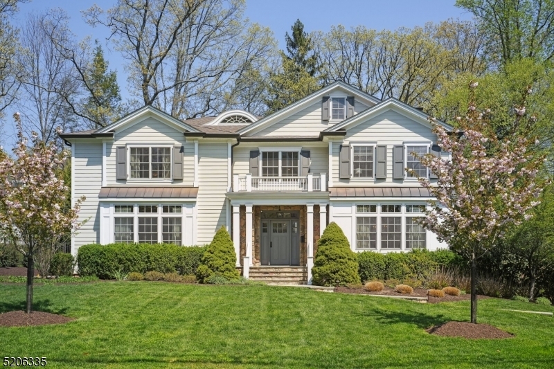 Property Photo: 179 Western Dr NJ 07078