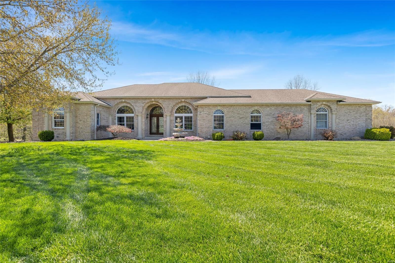 Property Photo:  5135 White Oak Drive  IL 62285 