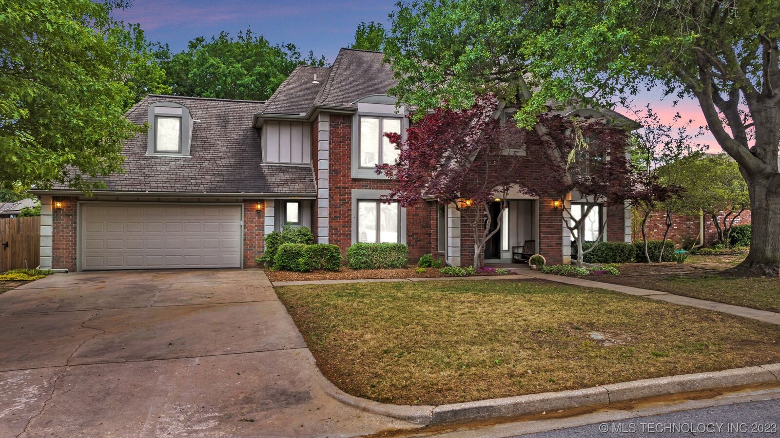Property Photo: 7222 E 87th Street OK 74133