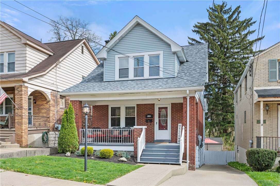 Property Photo:  3253 Waltham Ave  PA 15216 