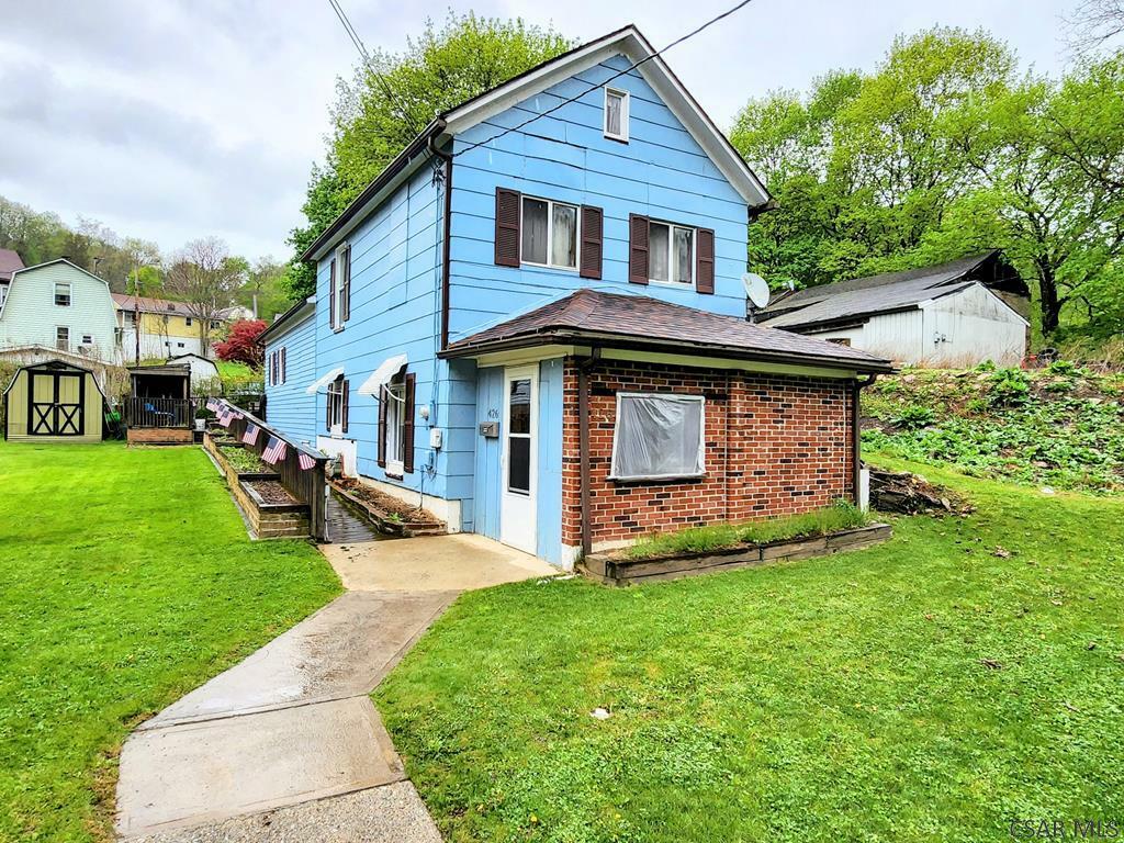 Property Photo:  426 Green Valley Street  PA 15902 