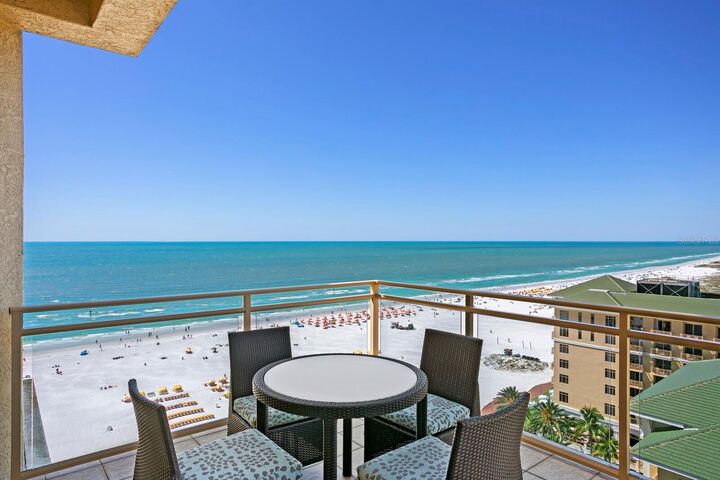 Property Photo:  11 Baymont Street 1505  FL 33767 