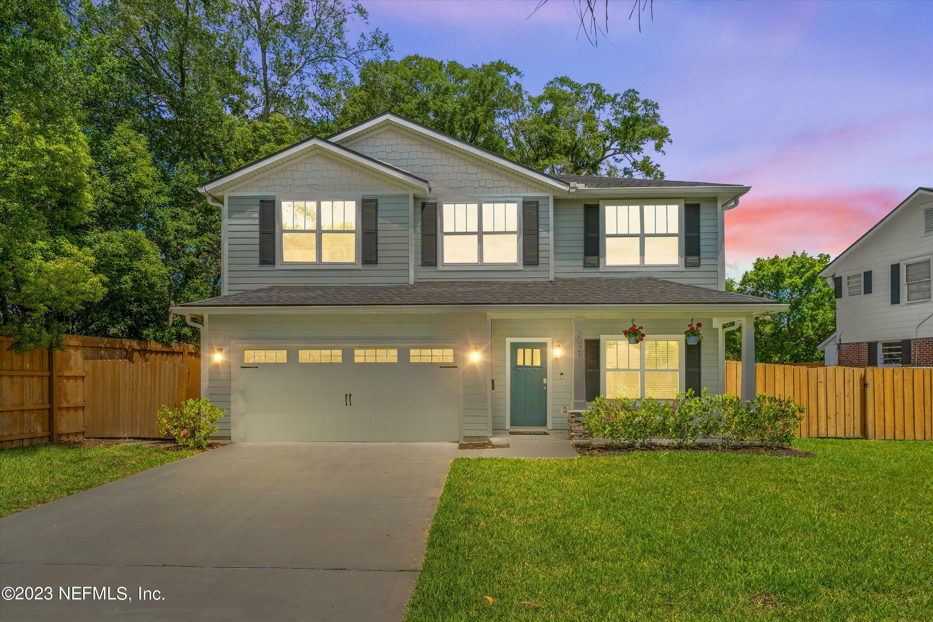 Property Photo: 2021 Traymore Rd FL 32207