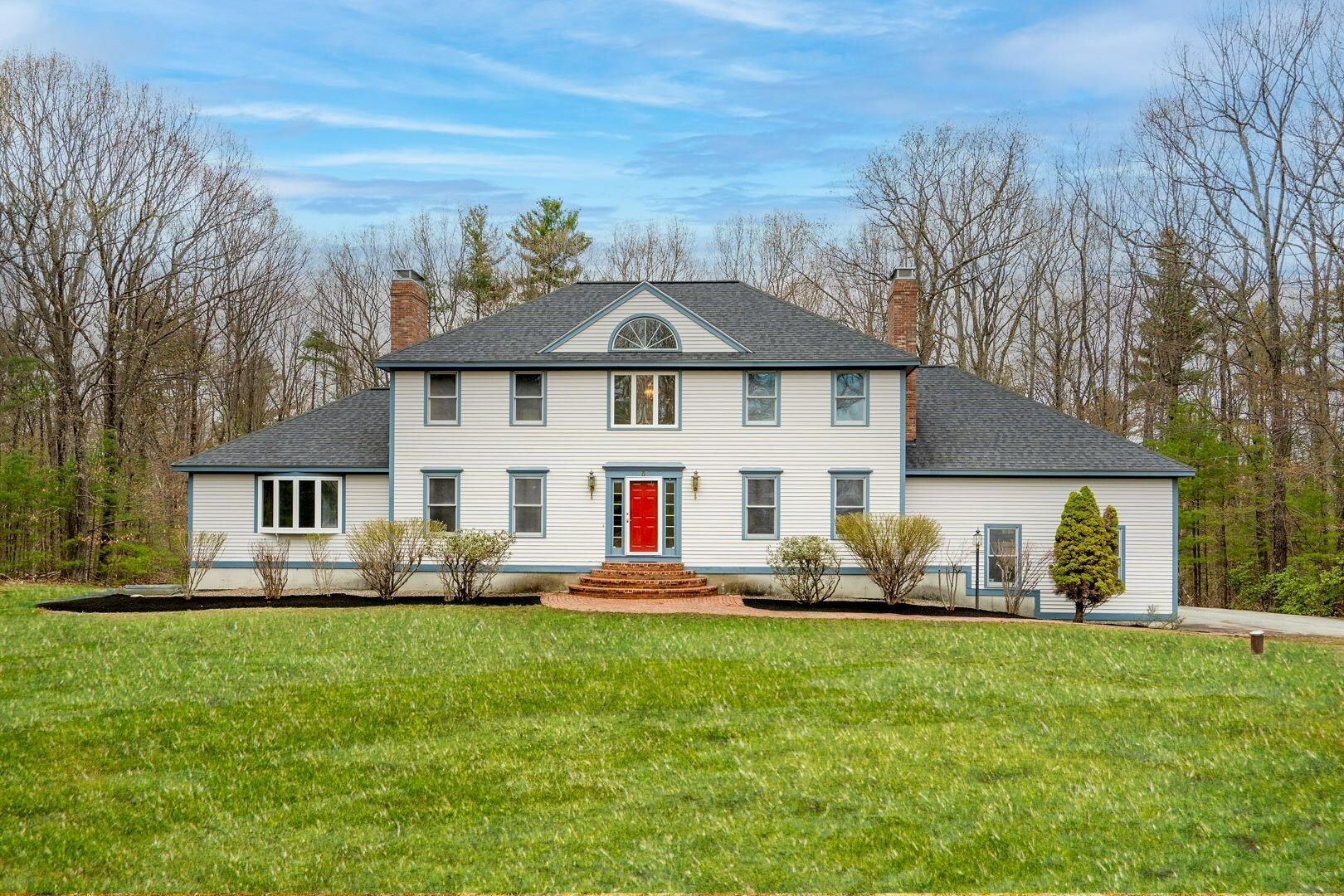 Property Photo: 5 Hubbard Road NH 03031