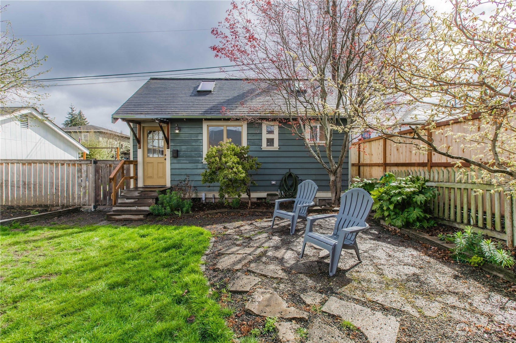 Property Photo:  1610 Humboldt Street  WA 98225 