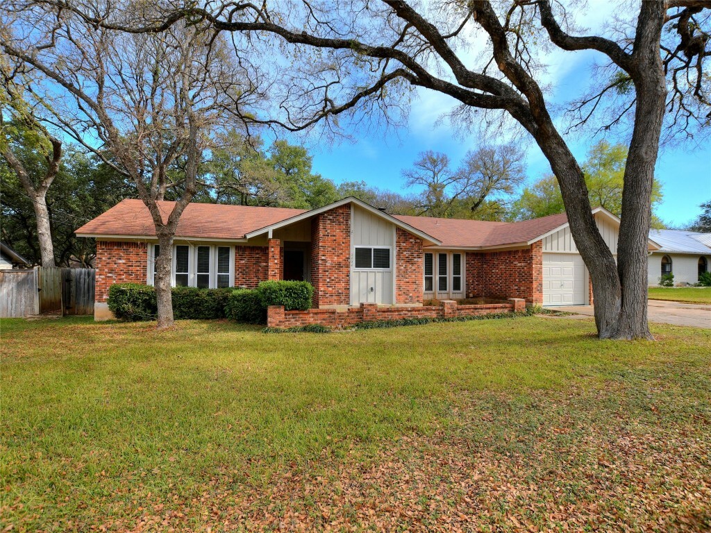 Property Photo:  2404 Dior Drive  TX 78613 