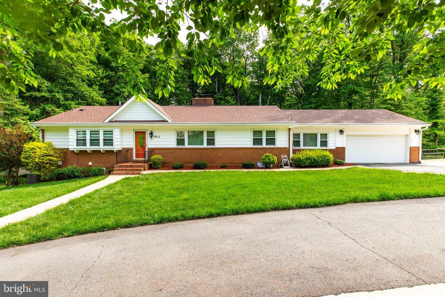 6912 Cherry Lane  Annandale VA 22003 photo