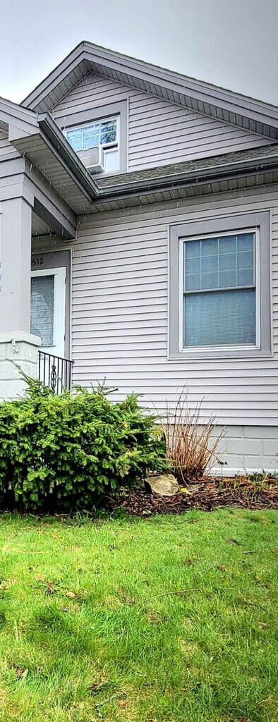 Property Photo: 1512 Hayes Ave WI 53405