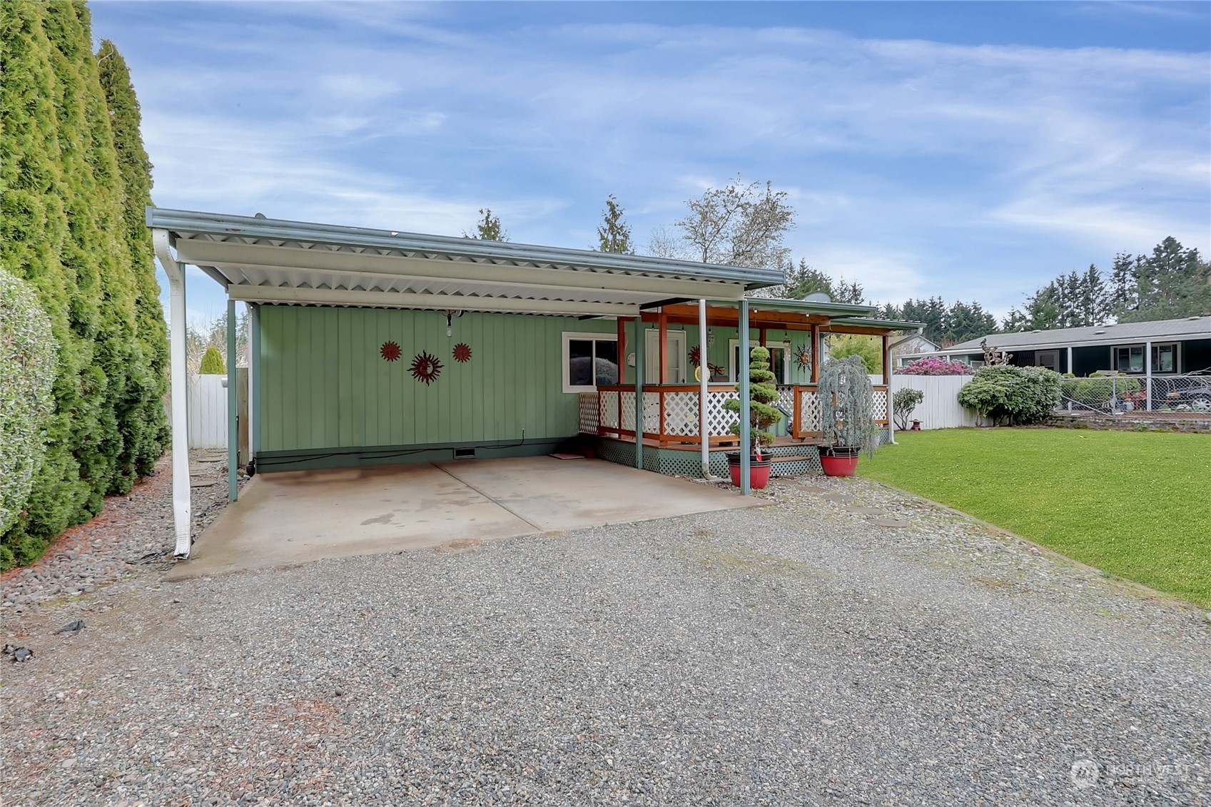 Property Photo: 11813 242nd Avenue Ct E WA 98321